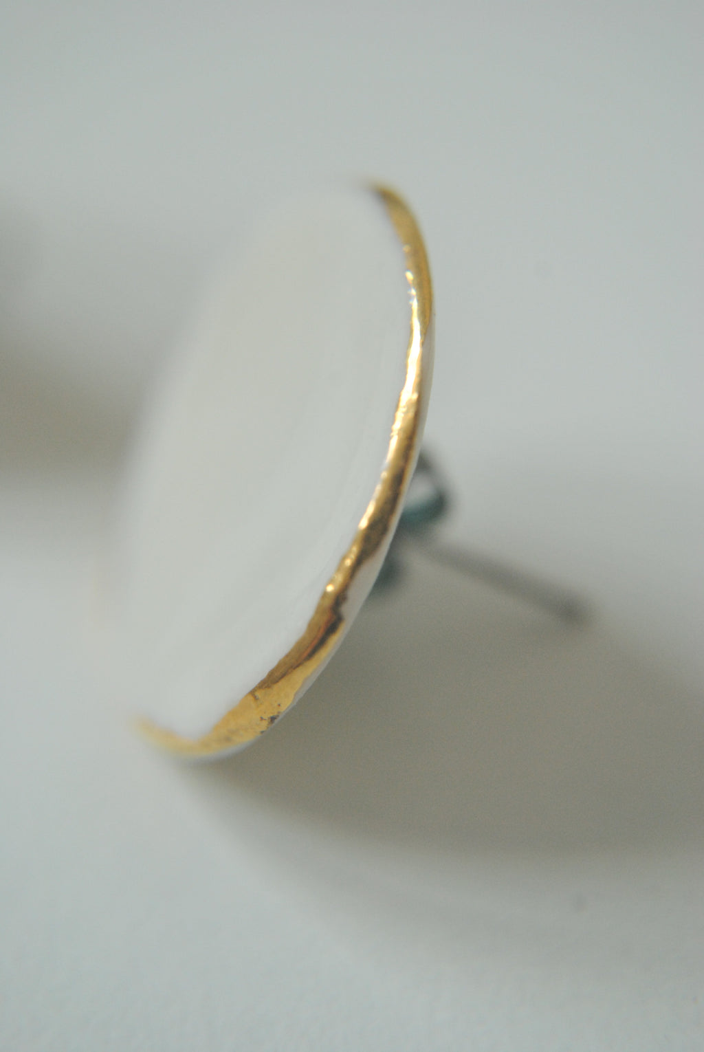 Orecchini porcellana lustro oro